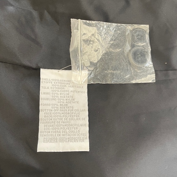 Liz Claiborne Black Genuine Leather Belted Jacket Large - Picture 6 of 9